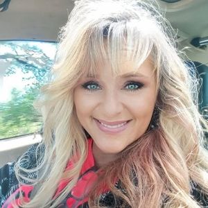 Meet your Posher, Tonya